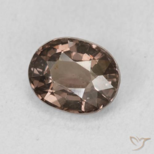 Grenat Couleur Changeant Marron foncé naturelle ovale, 0.97 ct, VS