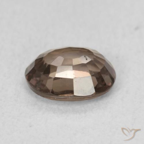 Grenat Couleur Changeant Marron foncé naturelle ovale, 0.94 ct, VS