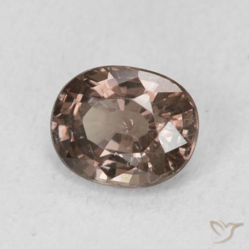 Grenat Couleur Changeant Marron foncé naturelle ovale, 0.97 ct, VS