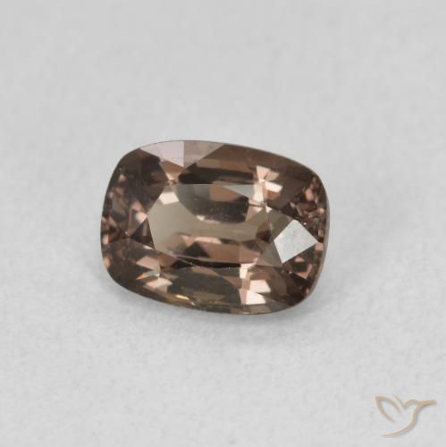 Grenat Couleur Changeant Brun léger moyen naturelle Coussin, 1.17 ct, VVS