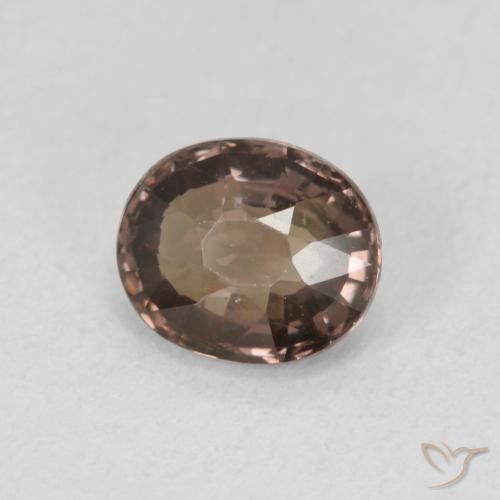 Grenat Couleur Changeant Brun moyen naturelle ovale, 1.39 ct, VVS