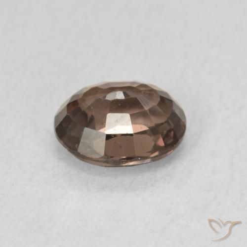 Grenat Couleur Changeant Brun moyen naturelle ovale, 1.39 ct, VVS