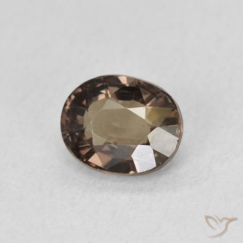 Grenat Couleur Changeant Marron chaud naturelle ovale, 1.15 ct, VVS