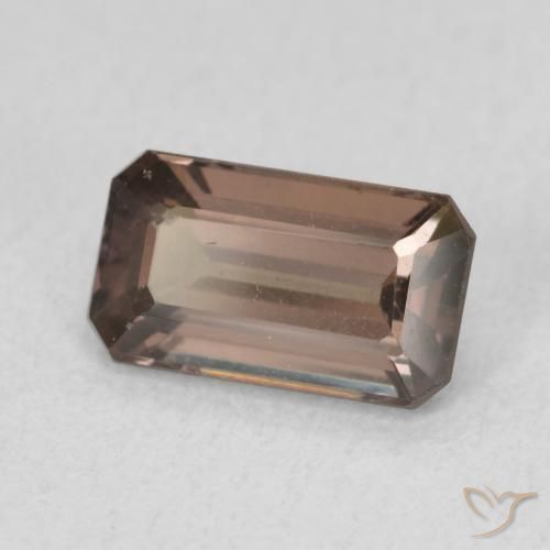 Grenat Couleur Changeant Marron chaud naturelle Taille émeraude, 1.48 ct, VS