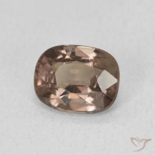 Grenat Couleur Changeant Brun léger moyen naturelle Coussin, 1.13 ct, VS