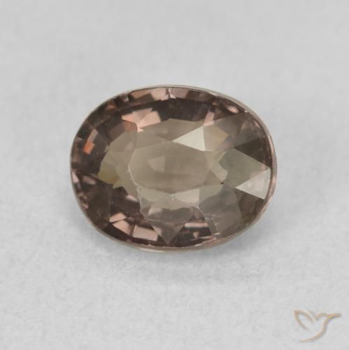 Grenat Couleur Changeant Brun moyen naturelle ovale, 1.05 ct, VVS