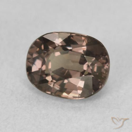 Grenat Couleur Changeant Brun léger moyen naturelle Coussin, 1.03 ct, VVS-VS