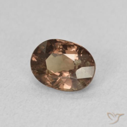 Grenat Couleur Changeant Brun léger moyen naturelle ovale, 1.00 ct, VS