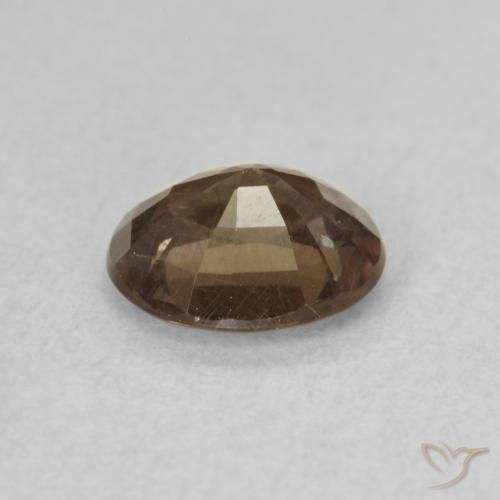 Grenat Couleur Changeant Brun léger moyen naturelle ovale, 1.07 ct, VS
