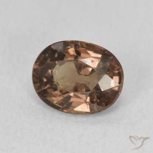 Grenat Couleur Changeant Brun léger moyen naturelle ovale, 1.39 ct, VS
