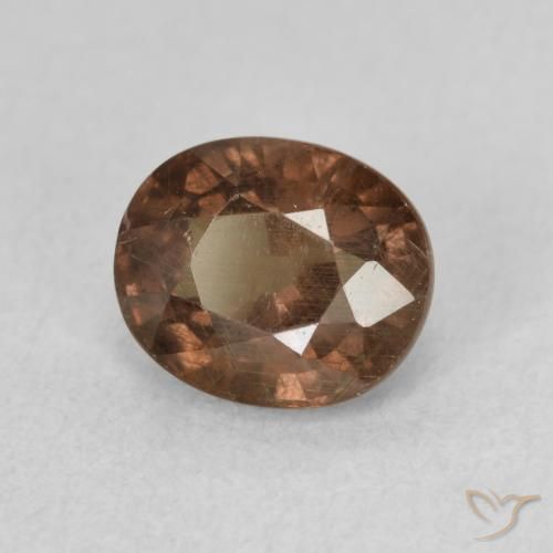 Grenat Couleur Changeant Brun léger moyen naturelle ovale, 1.53 ct, VS