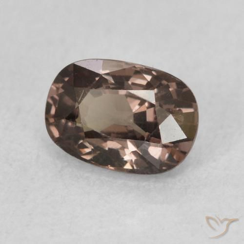 Grenat Couleur Changeant Marron foncé naturelle Coussin, 1.05 ct, VS