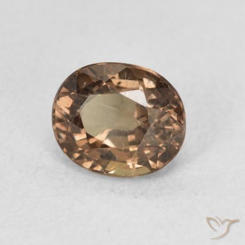 Grenat Couleur Changeant Marron foncé naturelle ovale, 0.94 ct, VS