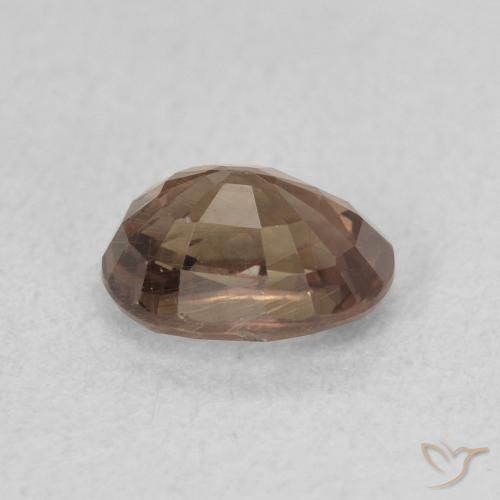 Grenat Couleur Changeant Marron foncé naturelle ovale, 0.96 ct, VS
