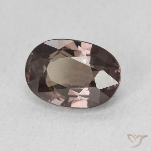 Grenat Couleur Changeant Marron foncé naturelle ovale, 1.50 ct, VVS-VS