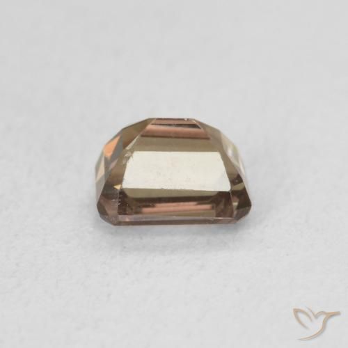 Grenat Couleur Changeant Brun léger moyen naturelle Octogone / coupe Émeraude, 0.97 ct, VS
