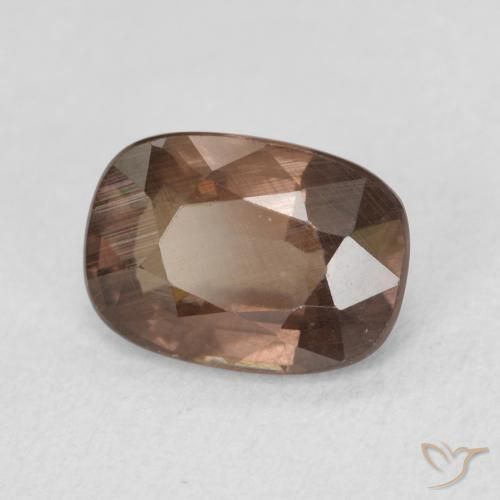 Grenat Couleur Changeant Marron foncé naturelle Coussin, 1.50 ct, VS