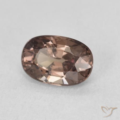 Grenat Couleur Changeant Brun léger moyen naturelle Coussin, 1.24 ct, VS