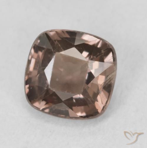 Grenat Couleur Changeant Brun pécan naturelle Coussin, 1.16 ct, VS