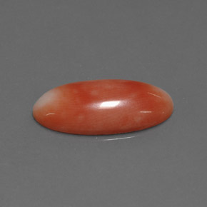 Corail rose naturelle coupe ovale, 2,55 ct, opaque