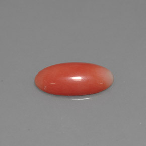 Corail rose naturelle coupe ovale, 1,69 ct, opaque