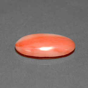 Corail rose naturelle coupe ovale, 2,00 ct, opaque