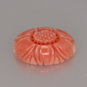 Corail rose naturelle forme fantaisie, 4,16 ct, opaque