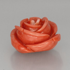 Corail rose naturelle forme fantaisie, 22,75 ct, opaque