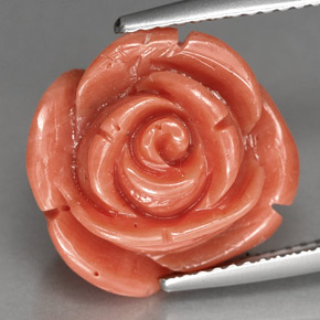 Corail rose naturelle forme fantaisie, 10,23 ct, opaque