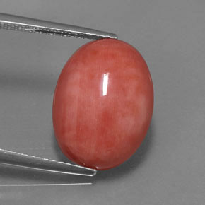Corail rose naturelle coupe ovale, 7,54 ct, opaque