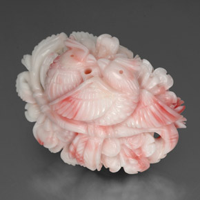 Corail blanc naturelle forme fantaisie, 61,71 ct, opaque