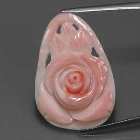 Corail rose naturelle forme fantaisie, 12,52 ct, opaque