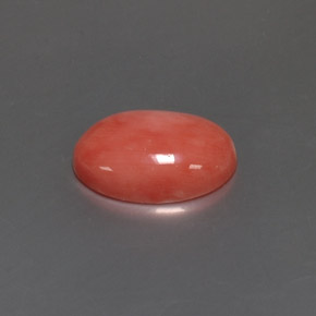 Corail rose naturelle coupe ovale, 4,05 ct, opaque