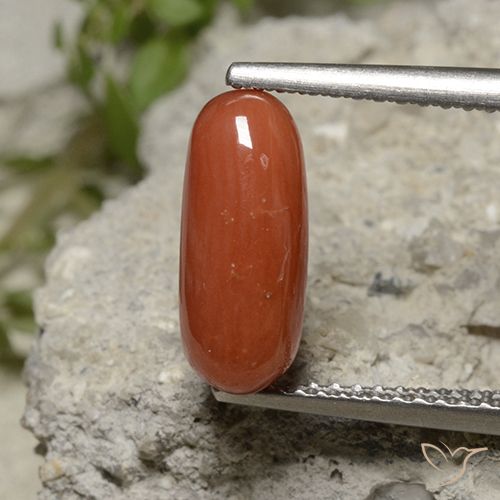2.11ct Naturel Rouge léger corail, ovale, Opaque