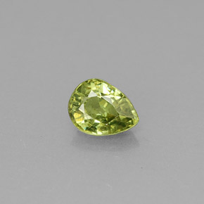 Grenat démantoïde vert naturelle en forme de poire, 0,39 ct, VS-SI