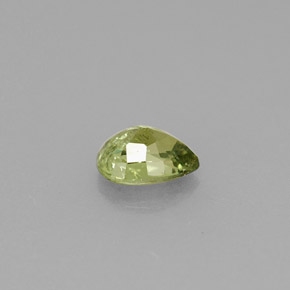Grenat démantoïde vert naturelle en forme de poire, 0,39 ct, VS-SI
