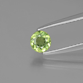 Grenat démantoïde vert naturelle coupe roude, 0,42 ct, VS
