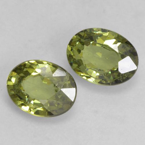 Achetez naturel 0,74ct vert grenat démantoïde gems, coupe ovale, en provenance namibie chez gemselect. en stock, livraison internationale!