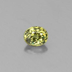 Grenat démantoïde vert naturelle coupe ovale, 0,28 ct, VS