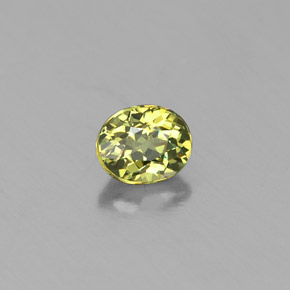 Grenat démantoïde vert naturelle coupe ovale, 0,28 ct, VS