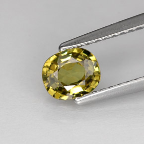 Grenat démantoïde vert naturelle coupe ovale, 0,62 ct, VS