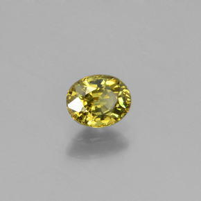 Grenat démantoïde vert naturelle coupe ovale, 0,58 ct, VS