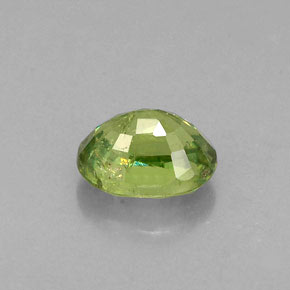 Grenat démantoïde vert naturelle coupe ovale, 0,79 ct, VS-SI