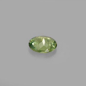 Grenat démantoïde vert naturelle coupe ovale, 0,29 ct, VVS-VS