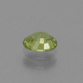 Grenat démantoïde vert naturelle coupe ovale, 0,48 ct, VS-SI