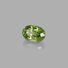 Grenat démantoïde vert naturelle coupe ovale, 0,72 ct, VS