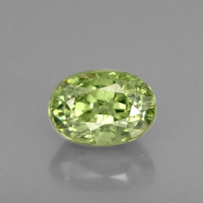 Grenat démantoïde vert naturelle coupe ovale, 0,80 ct, VS-SI