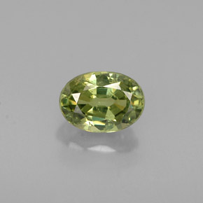 Grenat démantoïde vert naturelle coupe ovale, 0,68 ct, VS