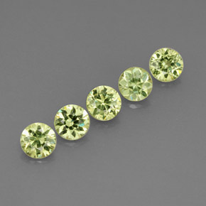 Achetez naturel ct vert grenat démantoïde gems, coupe roude, en provenance namibie chez gemselect. en stock, livraison internationale!