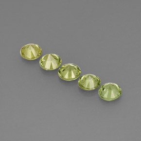 Achetez naturel ct vert grenat démantoïde gems, coupe roude, en provenance namibie chez gemselect. en stock, livraison internationale!